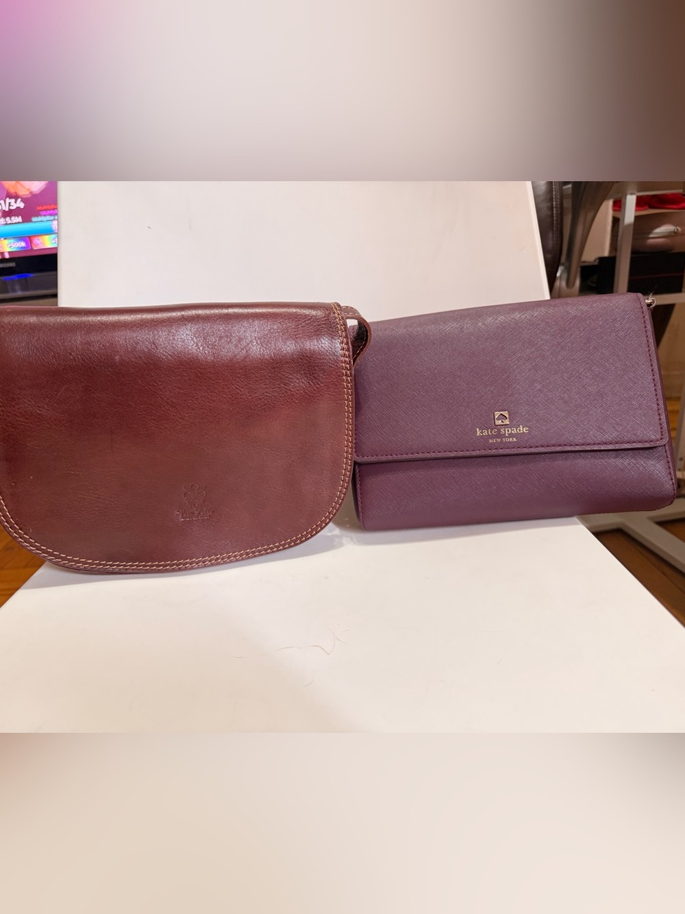 kate spade plum leather flap and Vera Pelle crossbody with gold logo set. - Picture 1 of 5